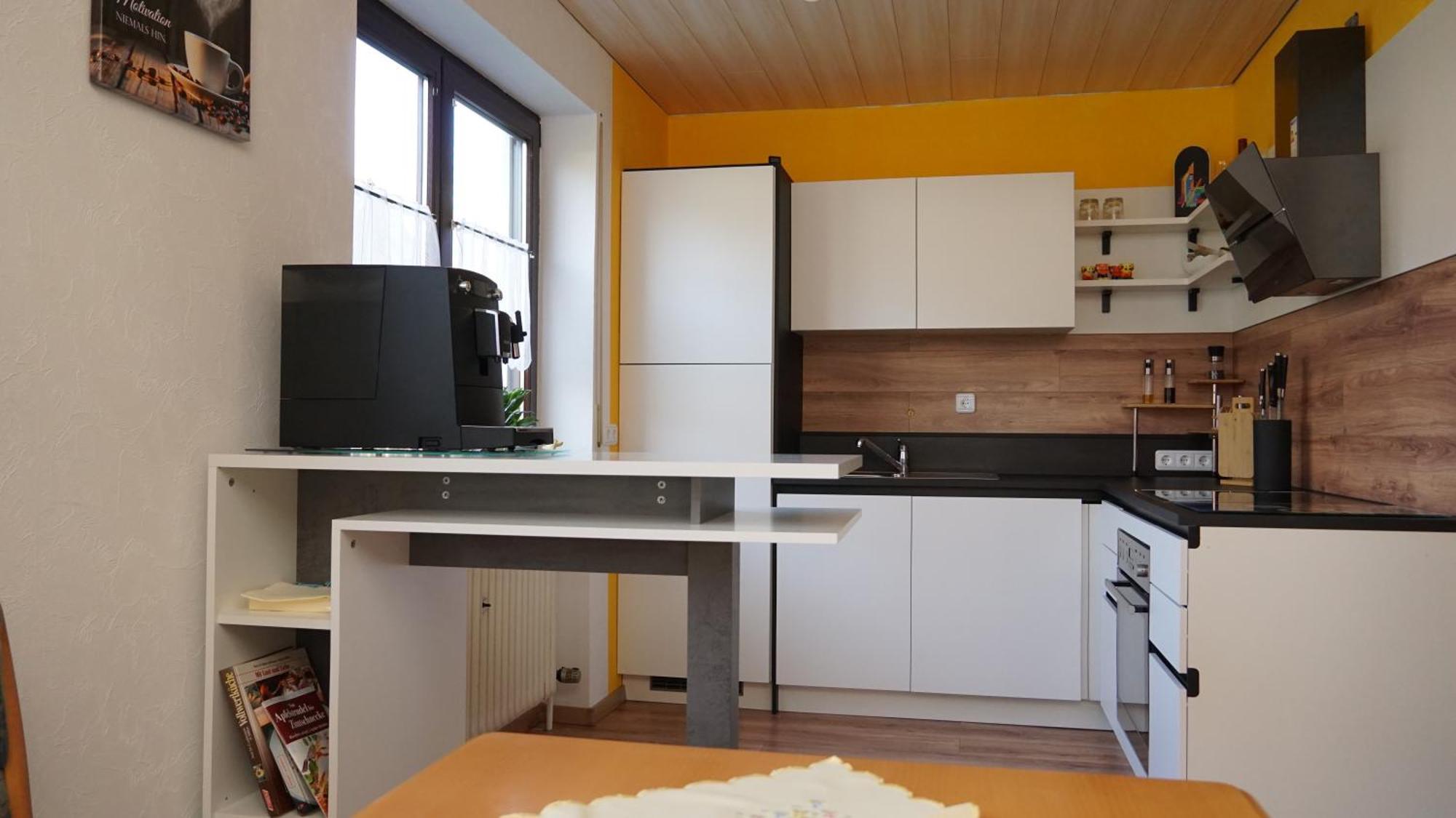 Grosszuegige Wohnung Mit Terrasse Und Gartenzugang - Das Komplette Erdgeschoss Bindlach Exterior foto