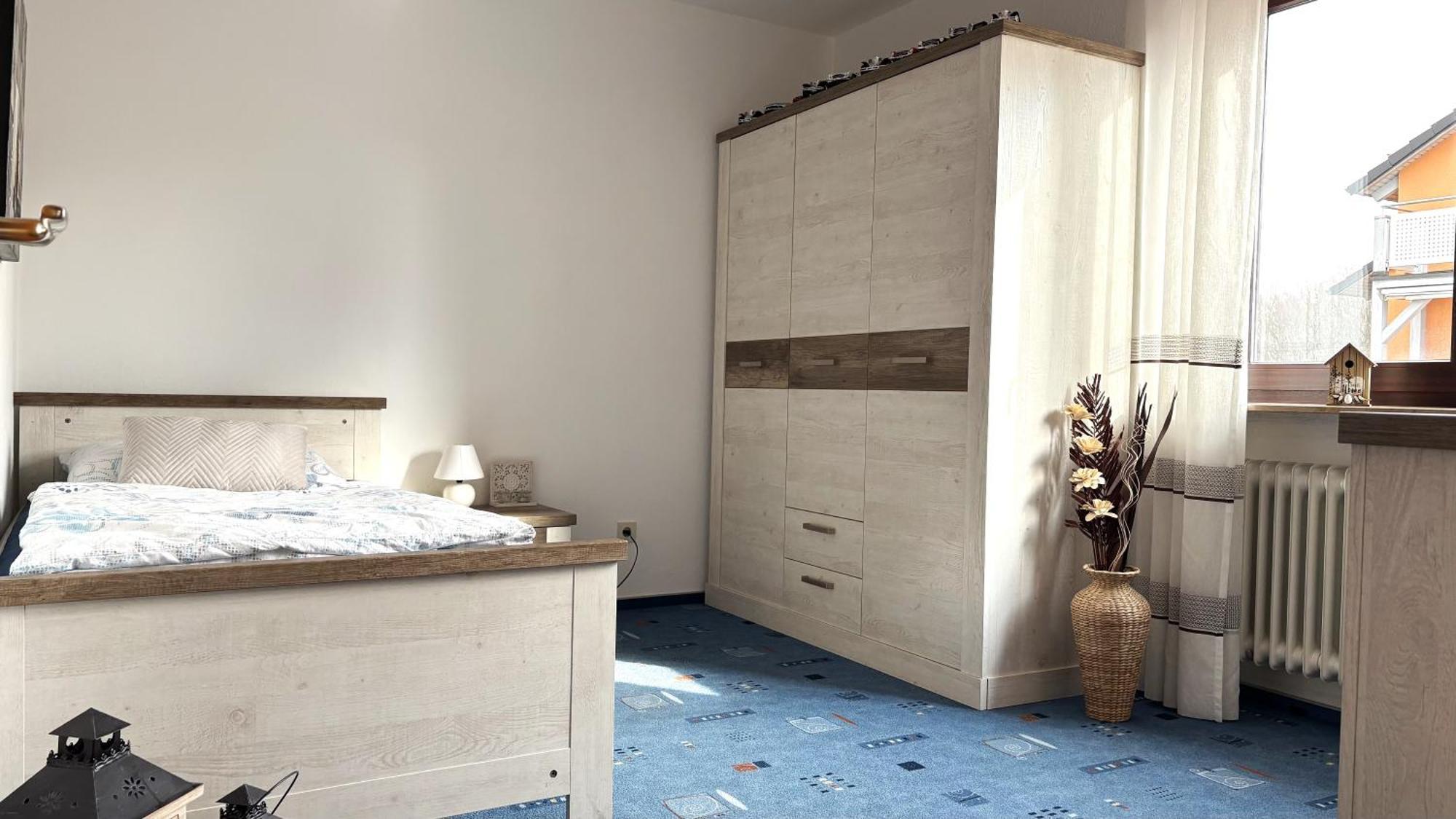 Grosszuegige Wohnung Mit Terrasse Und Gartenzugang - Das Komplette Erdgeschoss Bindlach Exterior foto